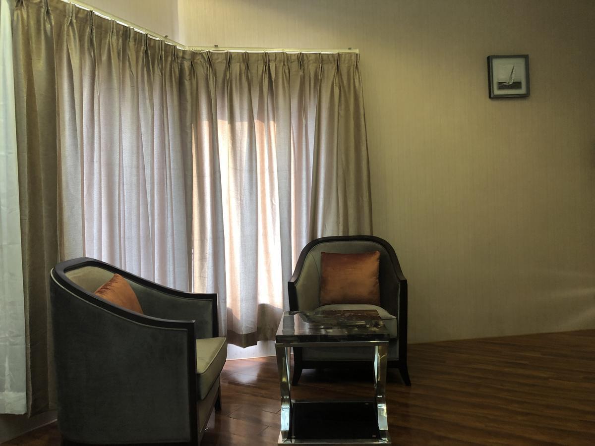 Hotel Sharanam Shegaon Exteriör bild